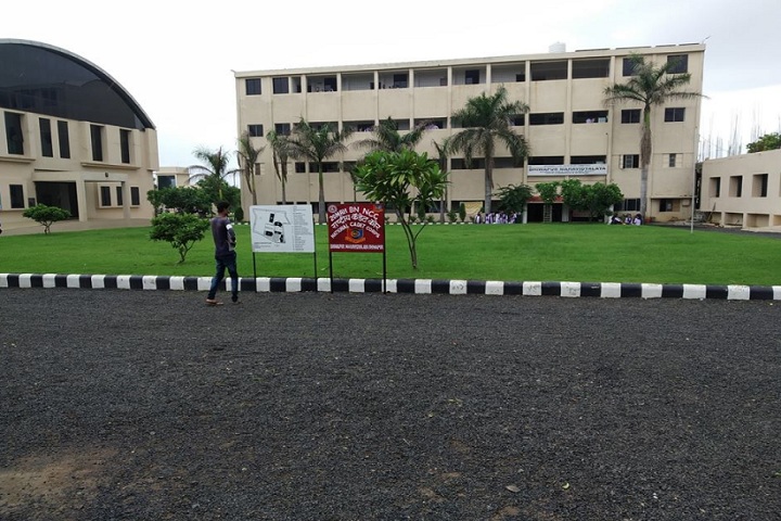 https://cache.careers360.mobi/media/colleges/social-media/media-gallery/23147/2020/3/9/Campus view of Bhiwapur Mahavidyalaya Bhiwapur_Campus-view.jpg